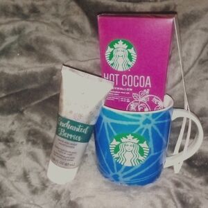 New! Starbucks mug set